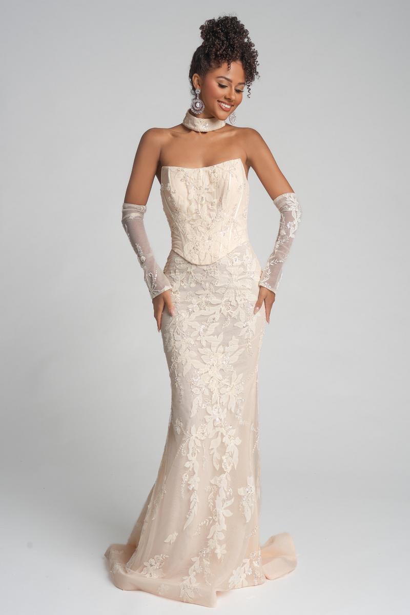 Scarlett Lace Maxi Dress