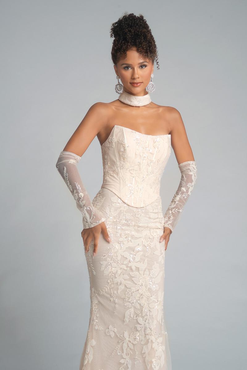 Scarlett Lace Maxi Dress
